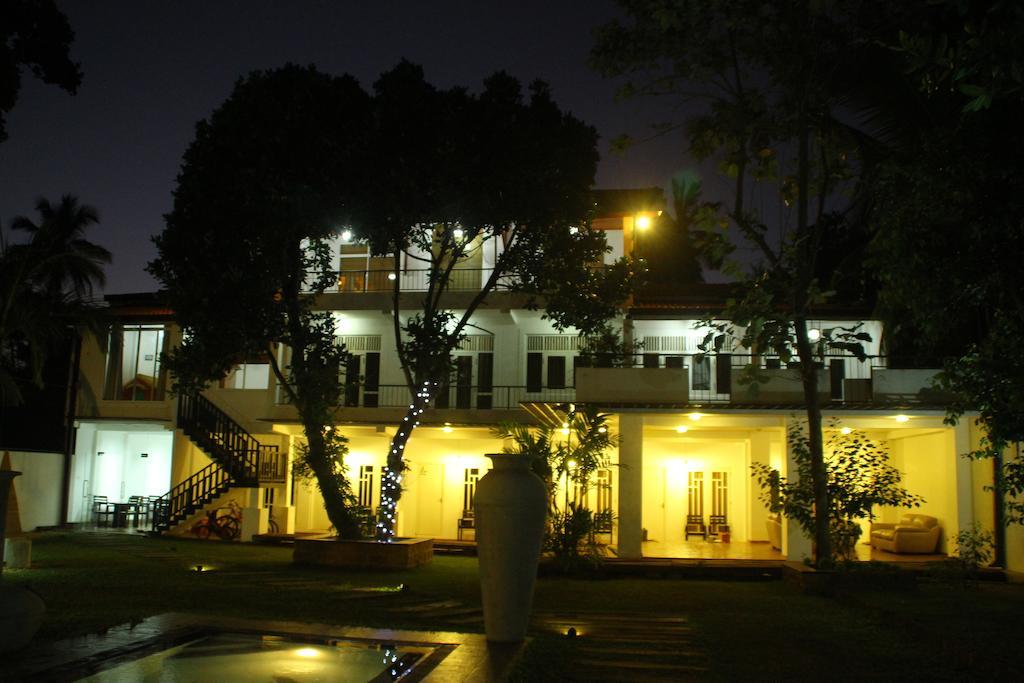 Lanka Bangla Inn Villas Restaurant & Travels Katunayaka Екстериор снимка