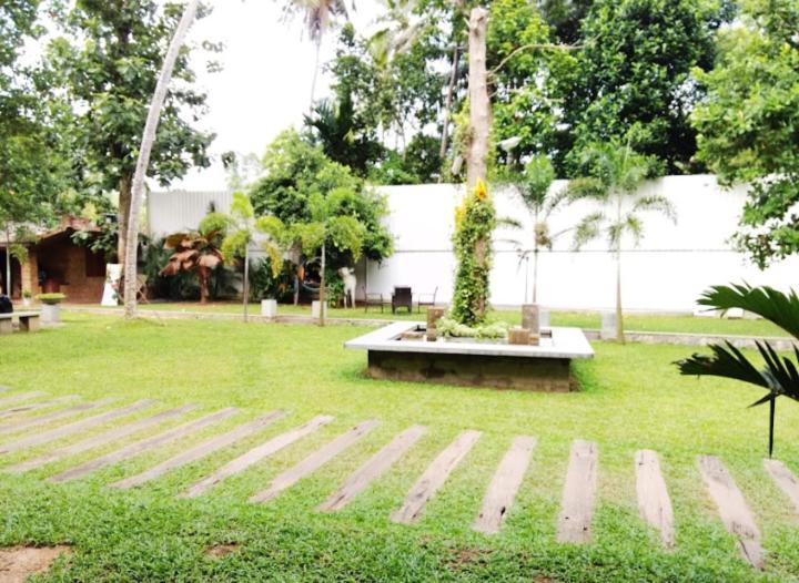 Lanka Bangla Inn Villas Restaurant & Travels Katunayaka Екстериор снимка