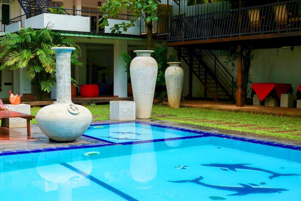 Lanka Bangla Inn Villas Restaurant & Travels Katunayaka Екстериор снимка