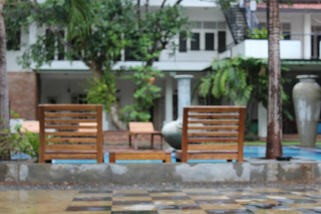Lanka Bangla Inn Villas Restaurant & Travels Katunayaka Екстериор снимка
